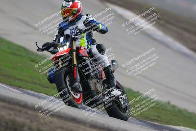 media/Nov-29-2025-TrackDaz (Sat) [[10ae2d9bce]]/B Group/Session 3 (Outside Grapevine)/